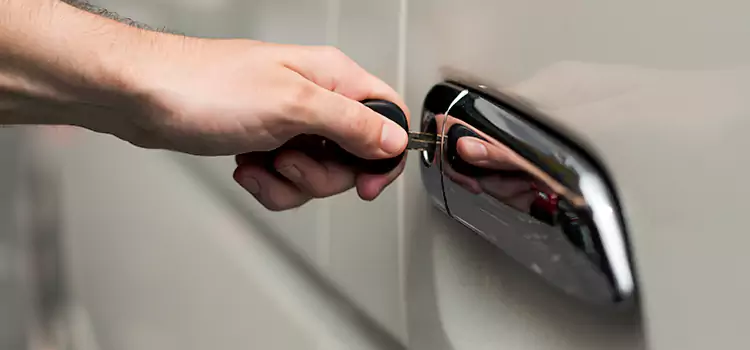 Why Choose Our Auto Locksmith Team in Clovis, CA?